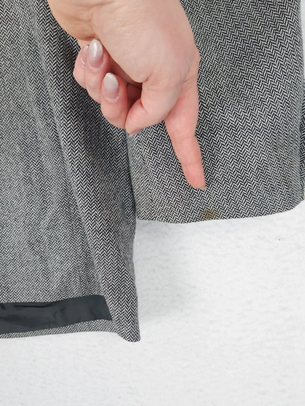 Hiltl Jacket Mens EU 52 US 42 Gray Wool Herringbone Blazer Sport Coat Two Button